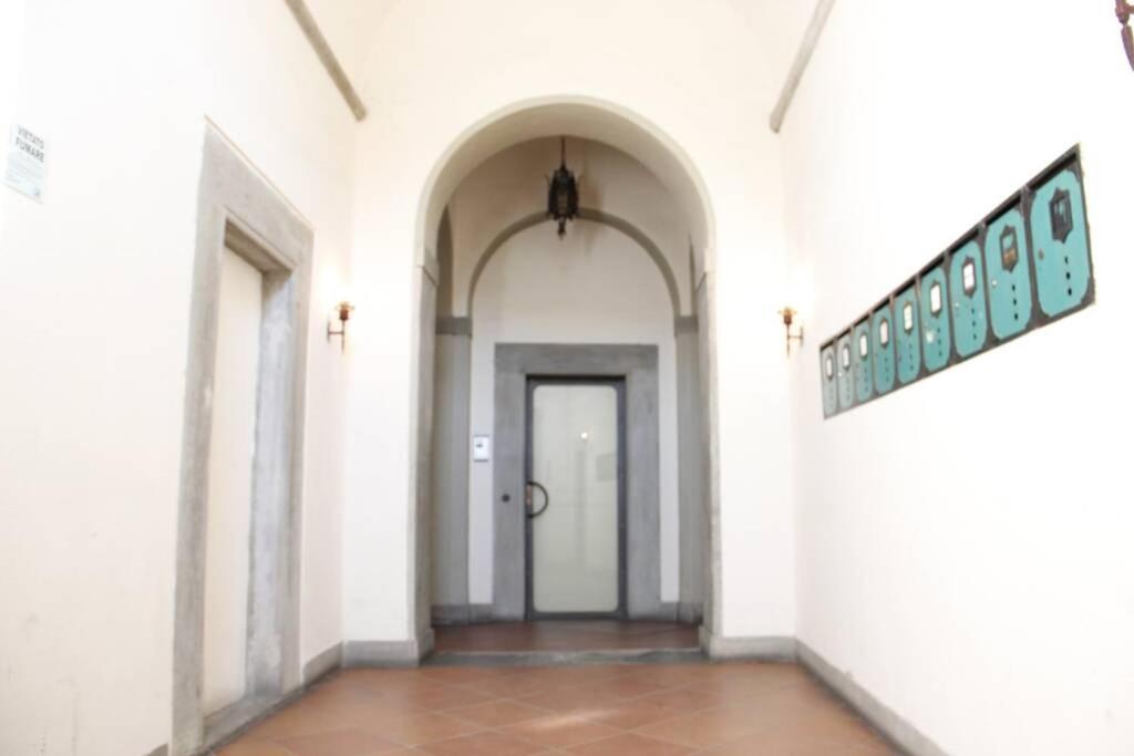 Art Apartment Santa Croce Suite Firenze Bagian luar foto