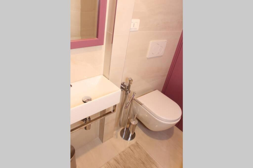 Art Apartment Santa Croce Suite Firenze Bagian luar foto
